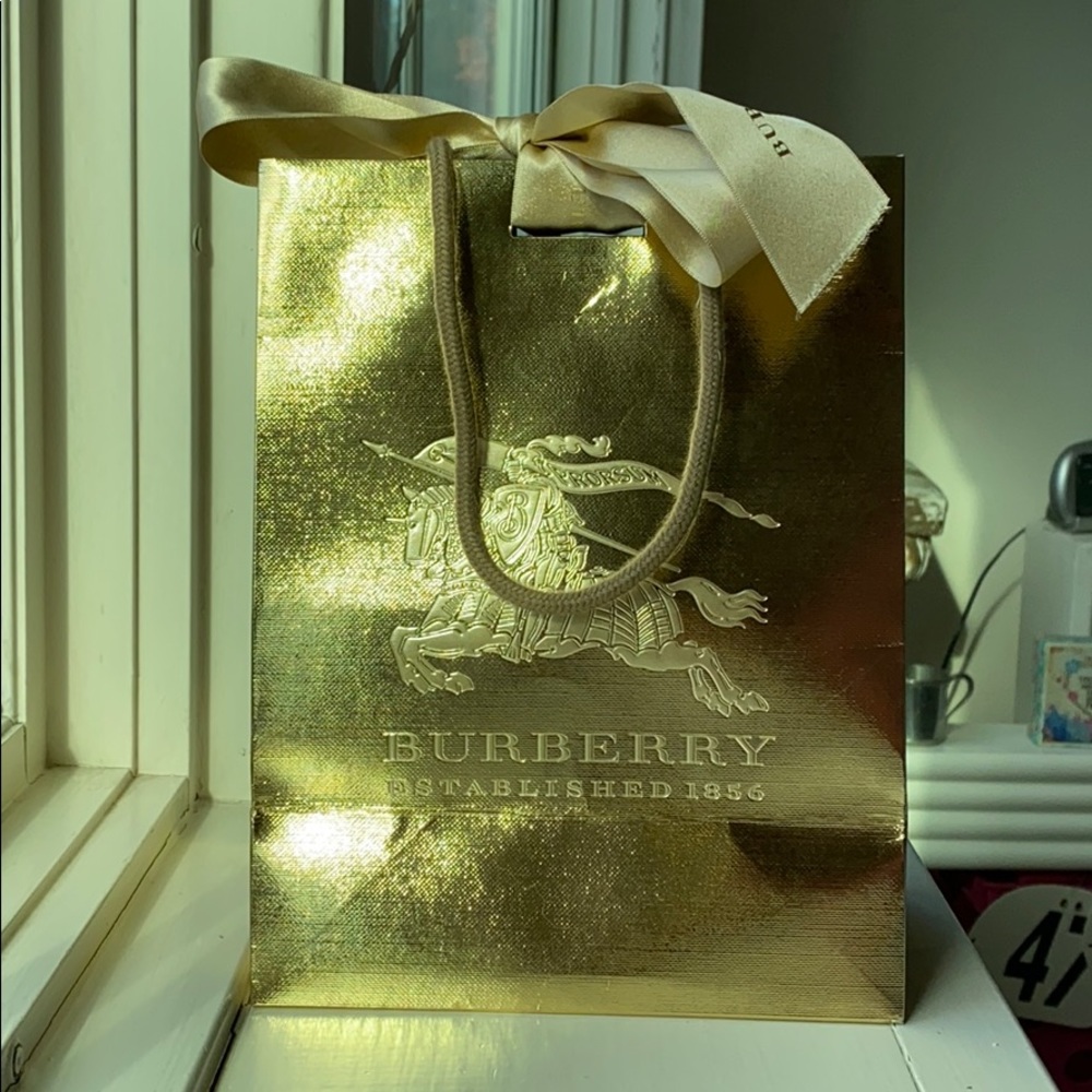 LIMITED EDITION Burberry holiday shopping bag